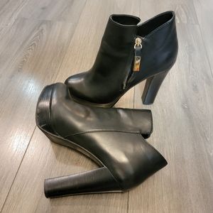 5" Aldo Platform Booties Size 8